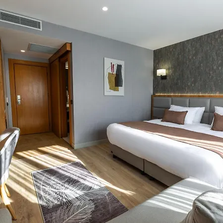 North Star Hotel 4*